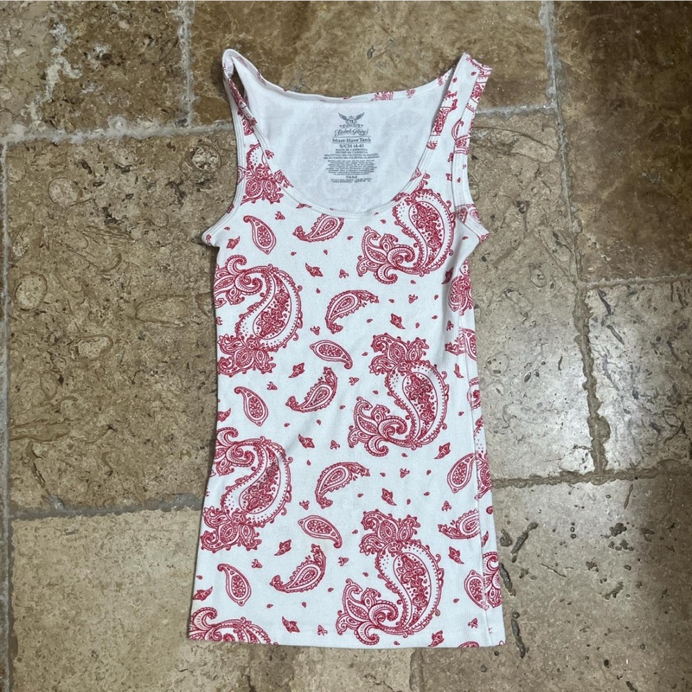 S Vintage Faded Glory White and Red Paisley Tank